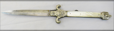 Pierre ancienne armurier vente arme-blanche
